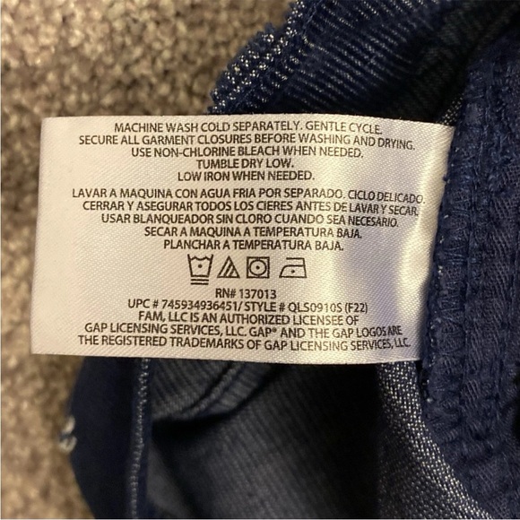 GAP Women's Corduroy Shorts 4 inch Blue Raw Edge Hem Cut Off Size 8 - NWT $49.95 - Picture 16 of 16